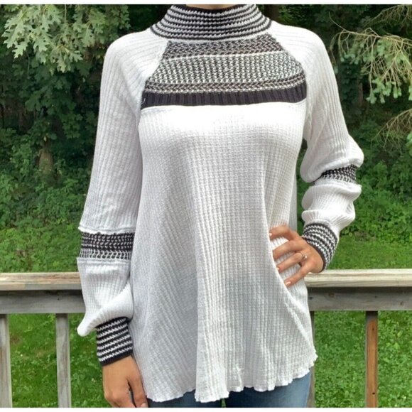 Free People Sz XS Balloon Sleeve Thermal Tank Top White Black Crochet Mock Neck - Picture 4 of 16